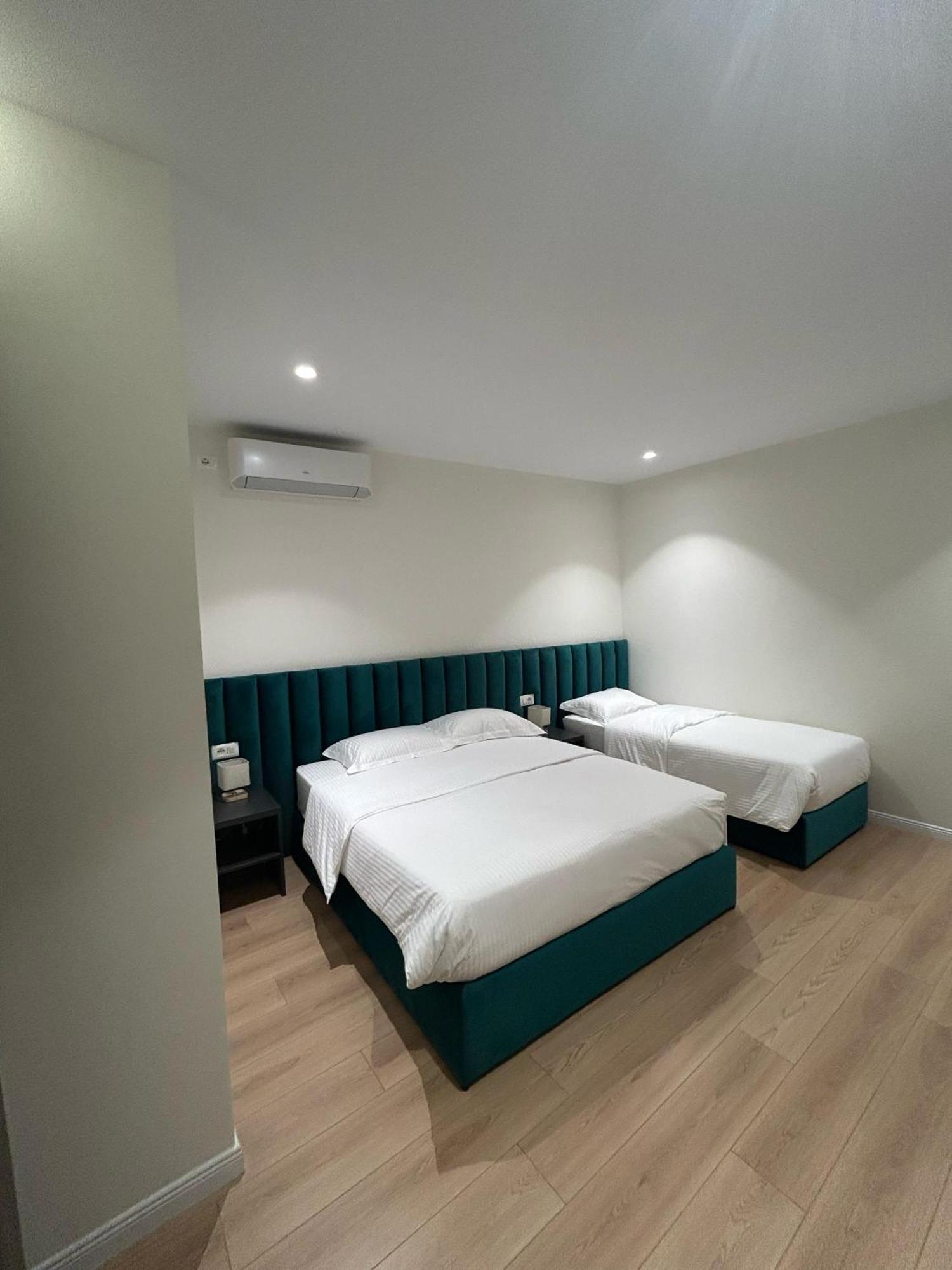 Clinton Tirana Inn Kültér fotó