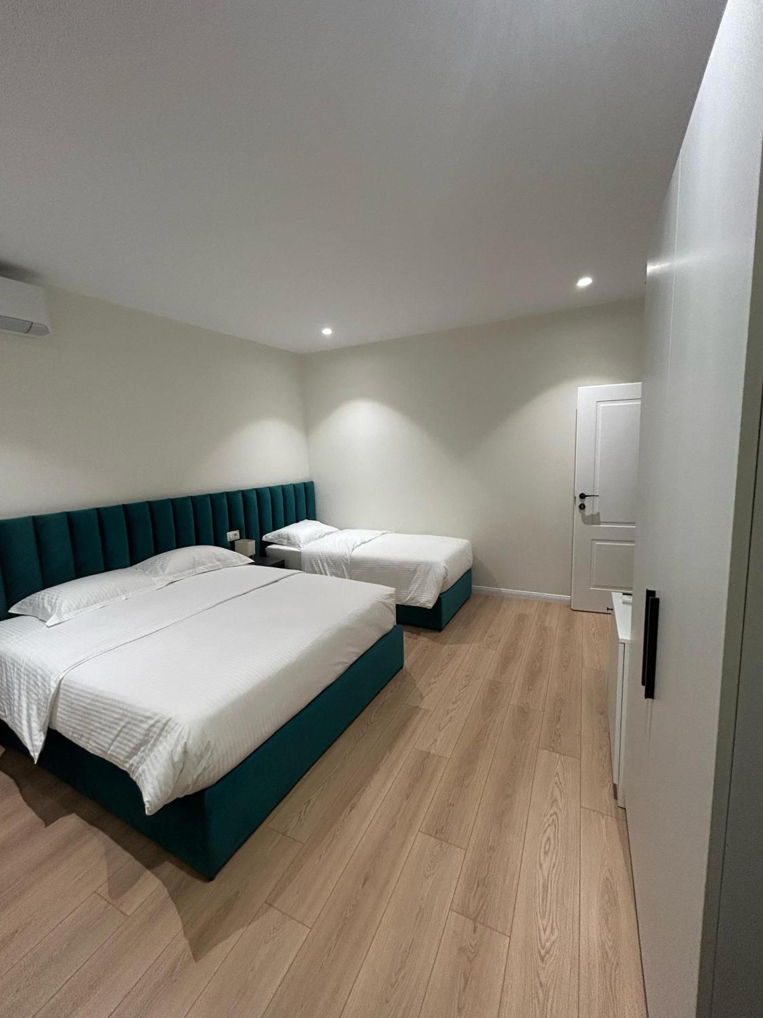 Clinton Tirana Inn Kültér fotó