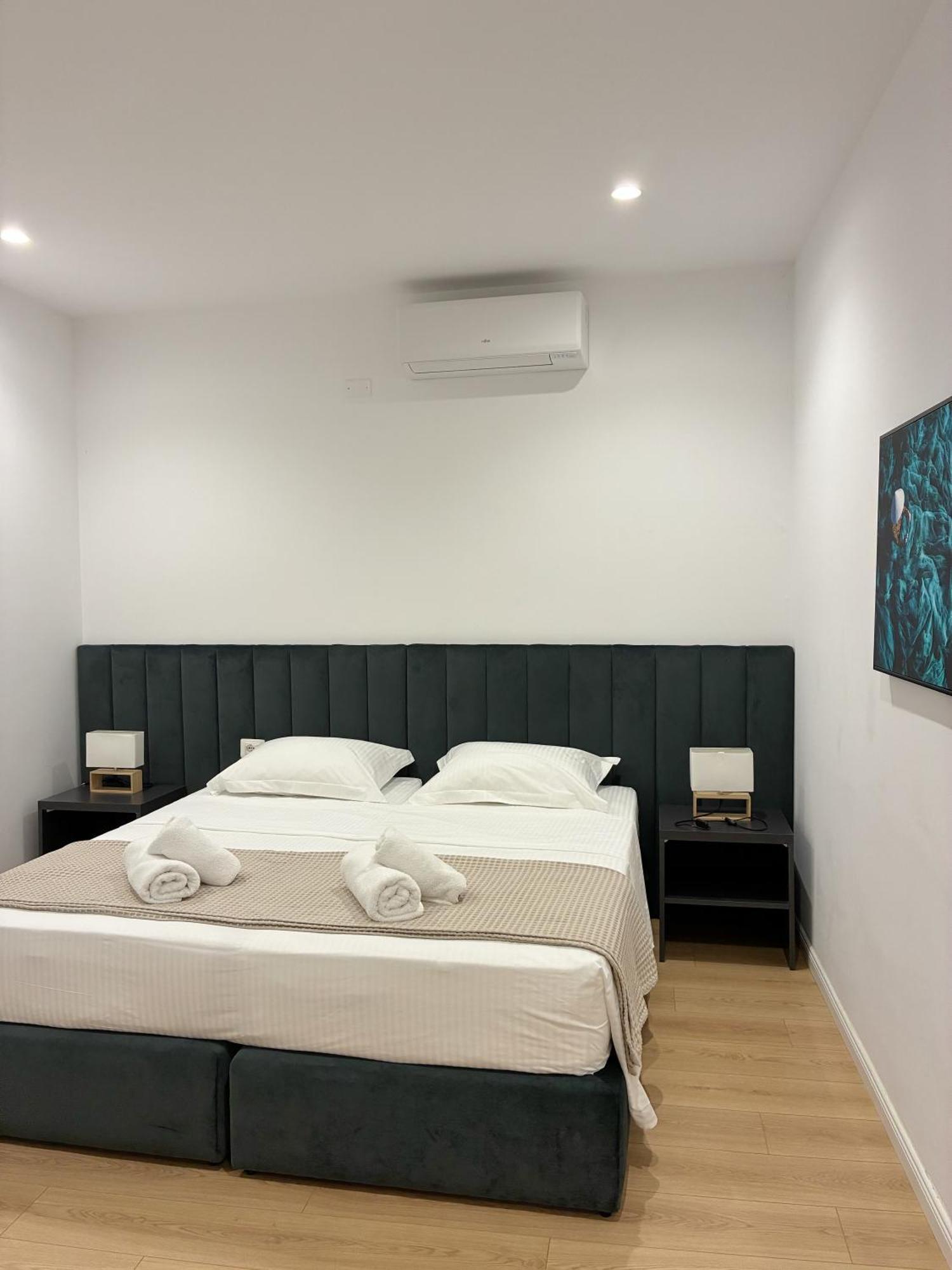 Clinton Tirana Inn Kültér fotó